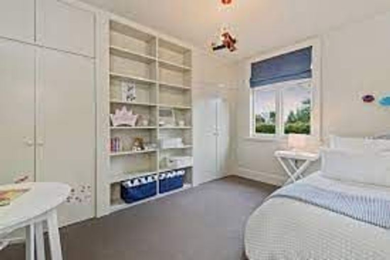 Photo of property in 20 Augusta Street, Redcliffs, Christchurch, 8081