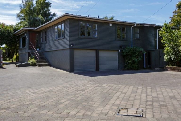 Photo of property in 48 Shepherd Road, Waipahihi, Taupo, 3330