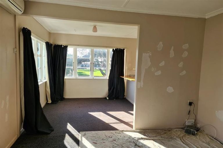 Photo of property in 9d Paynters Avenue, Strandon, New Plymouth, 4312