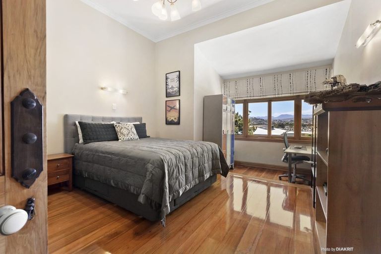 Photo of property in 33 Upper Bourke Street, Kilbirnie, Wellington, 6022