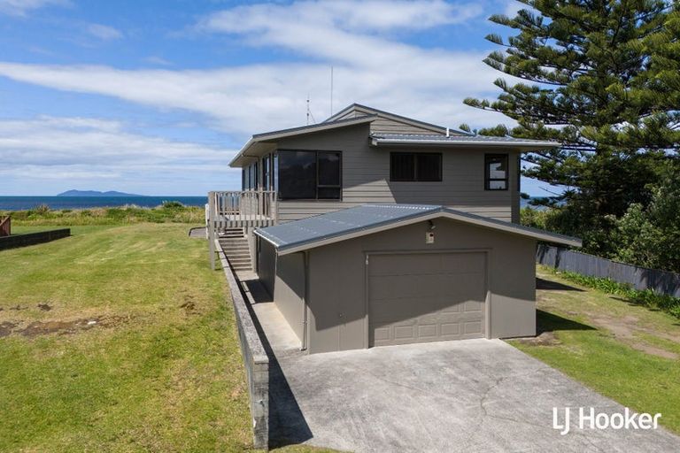 Photo of property in 38 The Loop, Waihi Beach, 3611