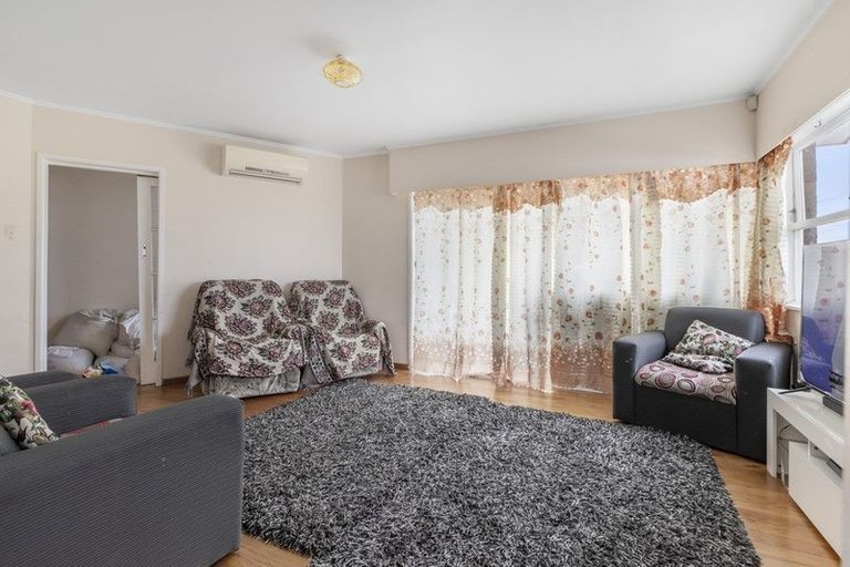 Photo of property in 135 Weymouth Road, Manurewa, Auckland, 2102
