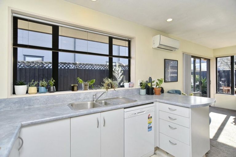 Photo of property in 69c Grafton Street, Waltham, Christchurch, 8011