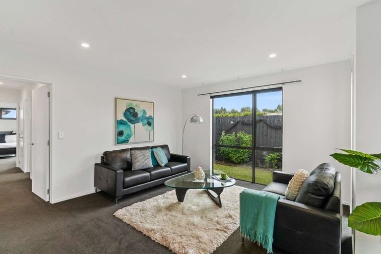 Photo of property in 16 Mary Carpenter Avenue, Yaldhurst, Christchurch, 8042