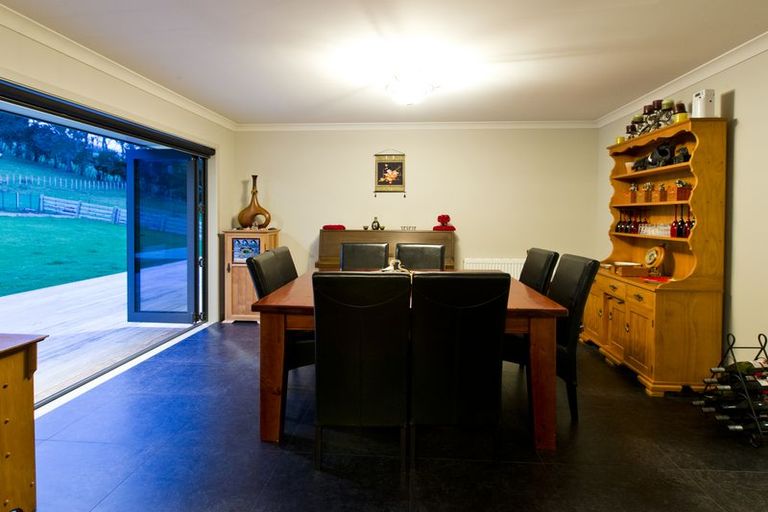 Photo of property in 99 Valley Views, Fitzherbert, Palmerston North, 4472