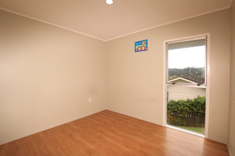 Photo of property in 20 Simon Ellice Drive, Bayview, Auckland, 0629