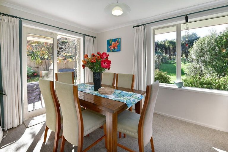 Photo of property in 9 Robinia Place, Snells Beach, 0920
