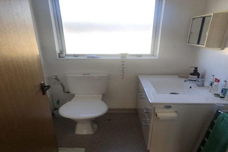 Photo of property in 1/74 Freyberg Street, Lyall Bay, Wellington, 6022