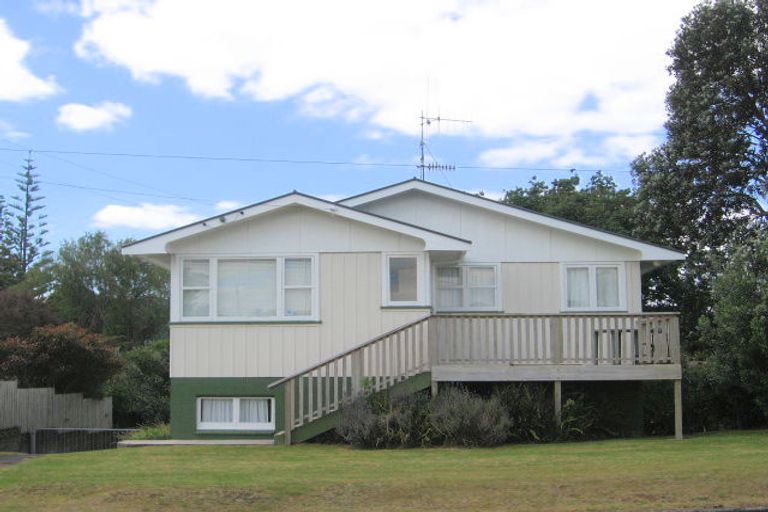 Photo of property in 49 Hillview Road, Waihi Beach, 3611