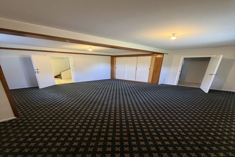 Photo of property in 6 Royal Road, Massey, Auckland, 0614