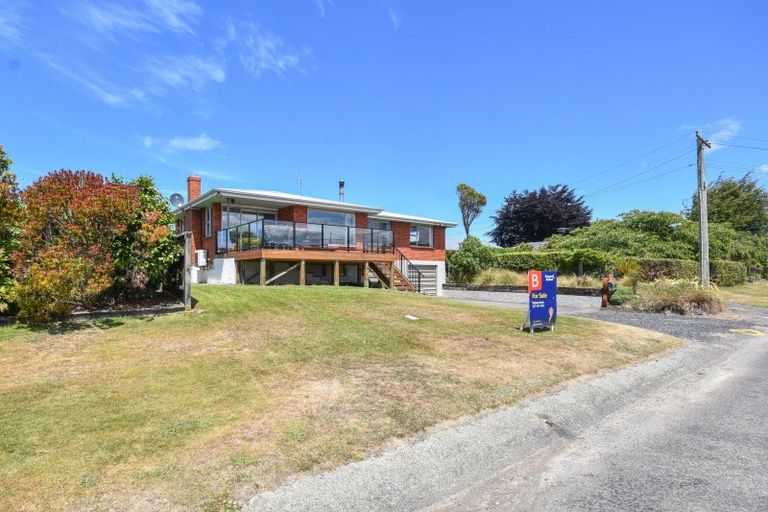 Photo of property in 27 Lynas Street, Outram, 9019