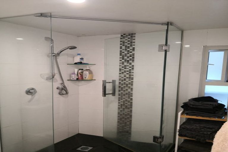 Photo of property in 1/49 Galaxy Drive, Mairangi Bay, Auckland, 0630