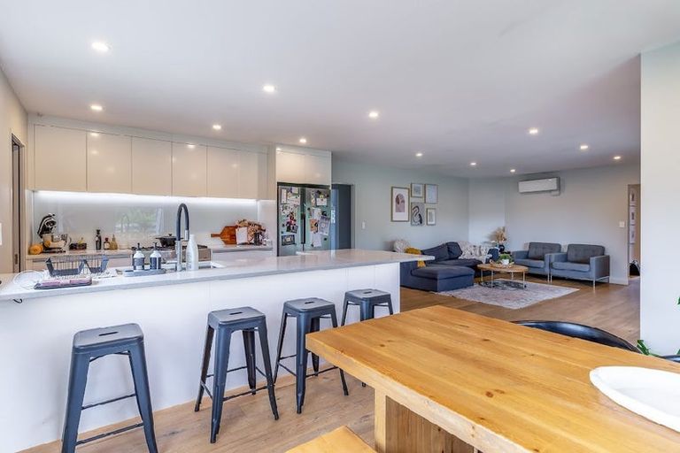 Photo of property in 4 Norglen Lane, Riverhead, 0820