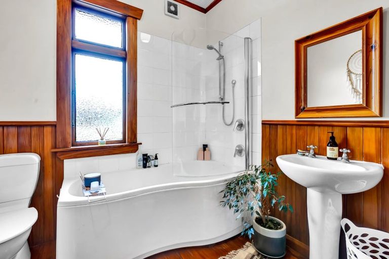 Photo of property in 37 Ballance Street, Lower Vogeltown, New Plymouth, 4310