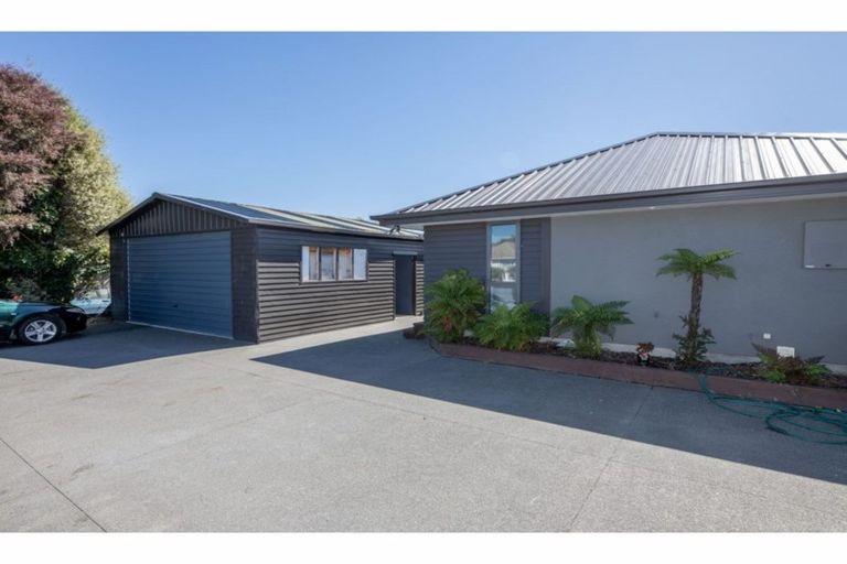 Photo of property in 57 Birchfield Avenue, Dallington, Christchurch, 8061