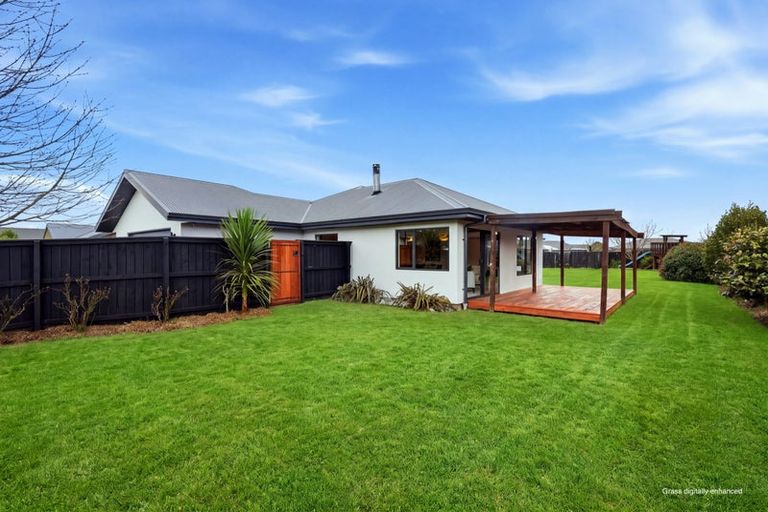 Photo of property in 22 Kowhai Street, Oxford, 7430