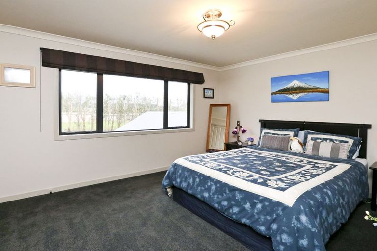 Photo of property in 99 Valley Views, Fitzherbert, Palmerston North, 4472