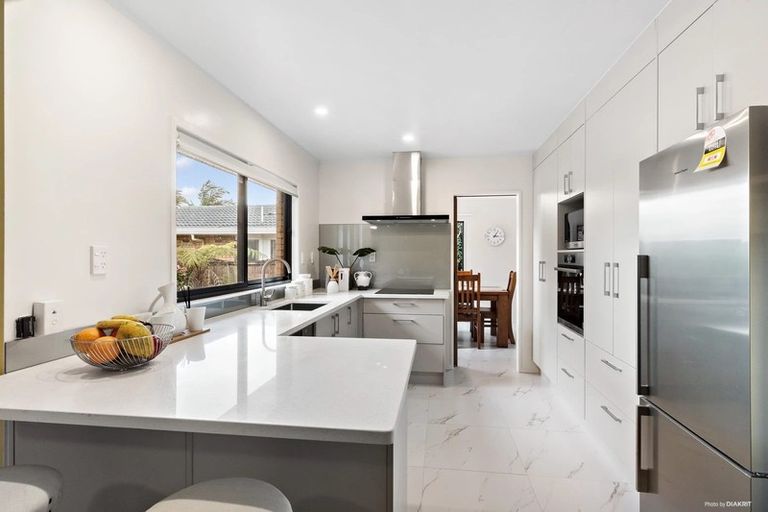 Photo of property in 151 Prince Regent Drive, Farm Cove, Auckland, 2012