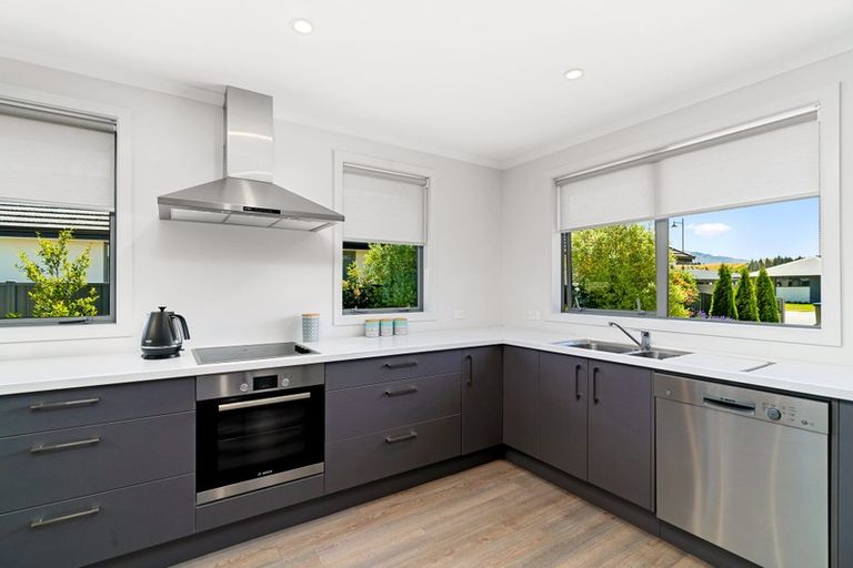 Photo of property in 3 Magnetic Place, Cromwell, 9310