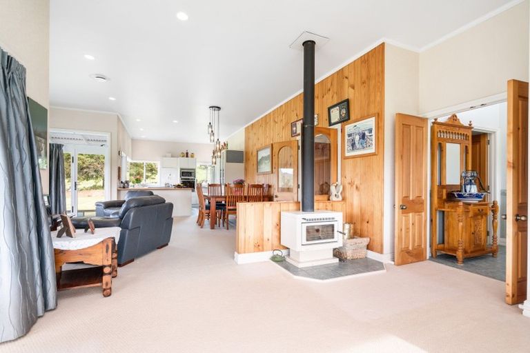 Photo of property in 30 Saleyards Road, Kauri, 0185