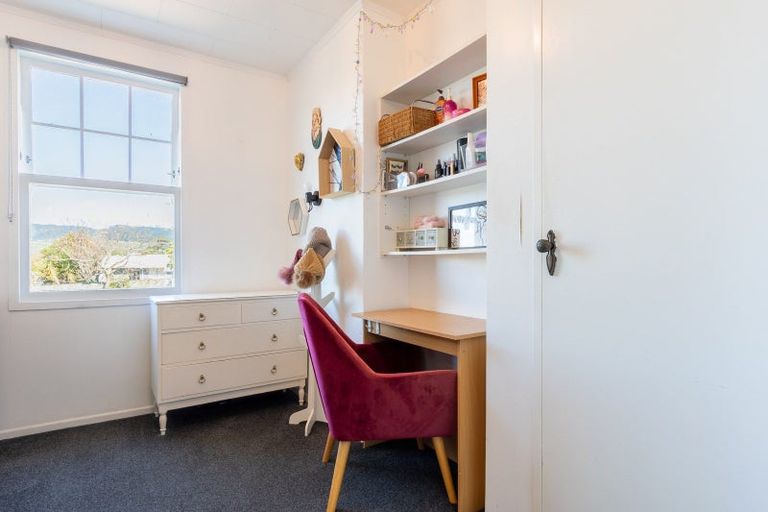 Photo of property in 35 Callender Terrace, Paraparaumu Beach, Paraparaumu, 5032