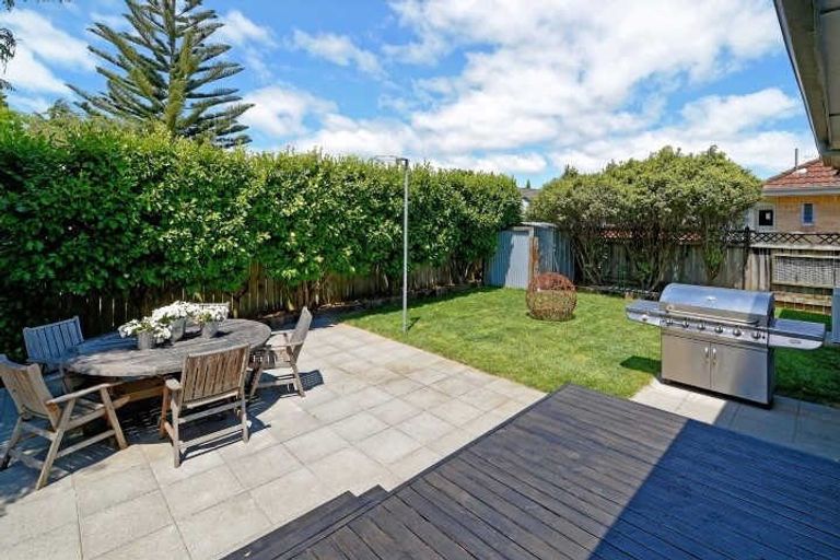 Photo of property in 22 Galloway Street, Hamilton East, Hamilton, 3216