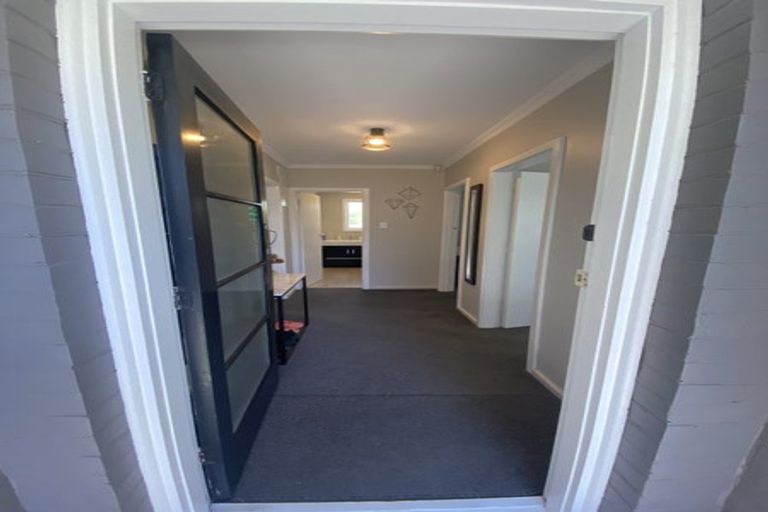 Photo of property in 71 Breezes Road, Avondale, Christchurch, 8061