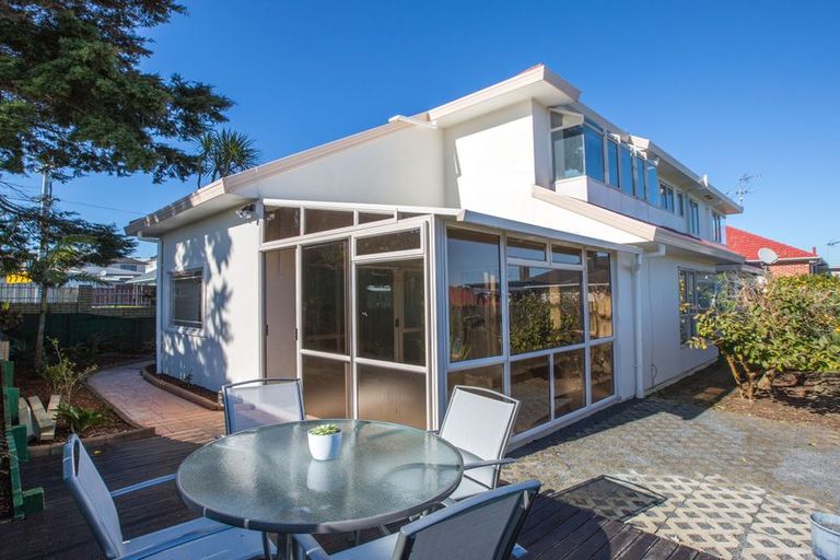 Photo of property in 63 Rogan Street, Mount Roskill, Auckland, 1041