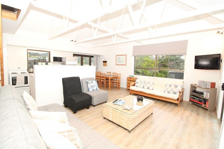 Photo of property in 343 Tangiora Avenue, Whangapoua, Coromandel, 3582