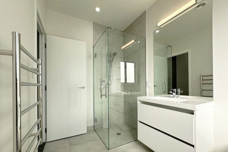 Photo of property in 17 George Yee Place, Taradale, Napier, 4112