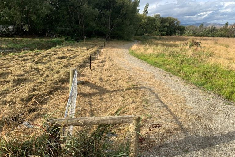 Photo of property in 43 Monteith Road, Albert Town, Wanaka, 9382