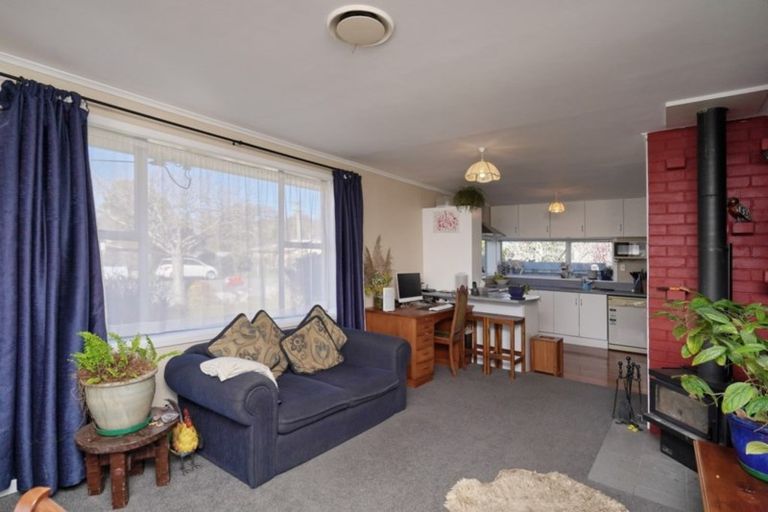 Photo of property in 19 Carston Street, Leeston, 7632