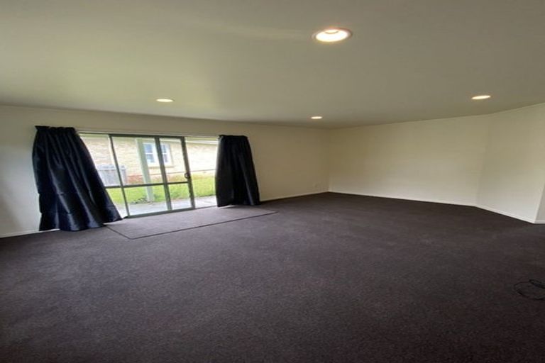 Photo of property in 16 Coleridge Drive, Enderley, Hamilton, 3214