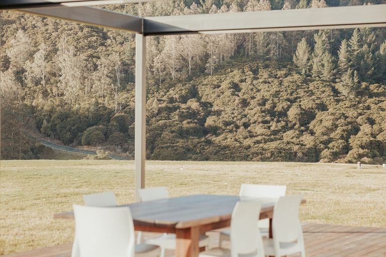 Photo of property in 81 Orokonui Road, Waitati, 9085