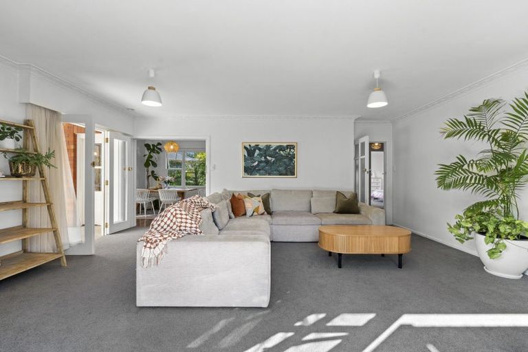 Photo of property in 222 Tukapa Street, Westown, New Plymouth, 4310