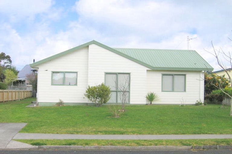 Photo of property in 323 Otahu Road, Whangamata, 3620