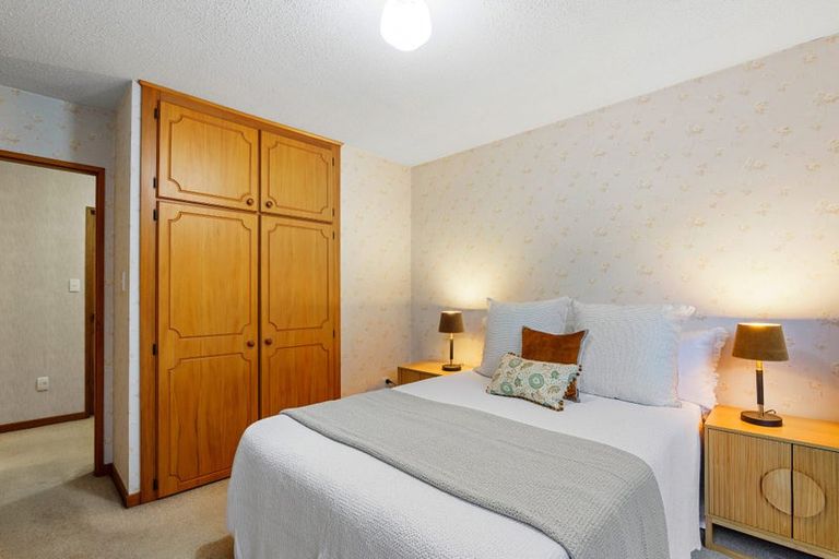 Photo of property in 11b Winters Road, Redwood, Christchurch, 8051