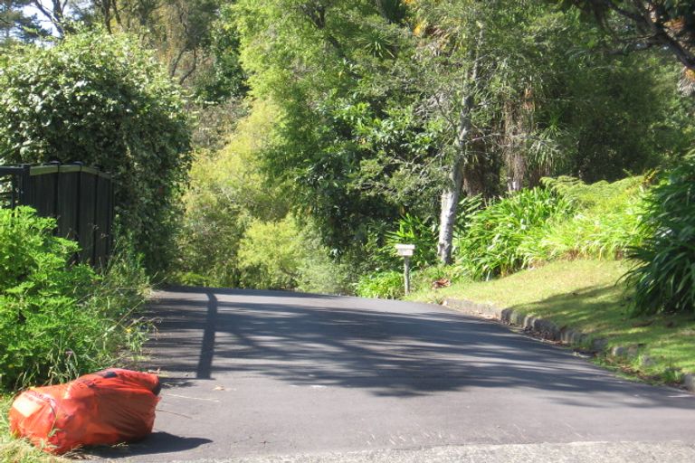 Photo of property in 23 Berne Place, Birkenhead, Auckland, 0626