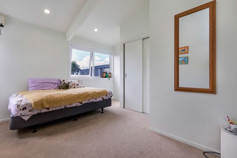 Photo of property in 112 Elliot Street, Pahurehure, Papakura, 2113