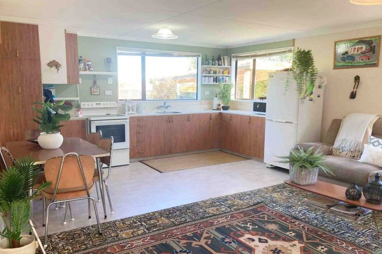 Photo of property in 13 Scotswood Street, Waikaia, 9778