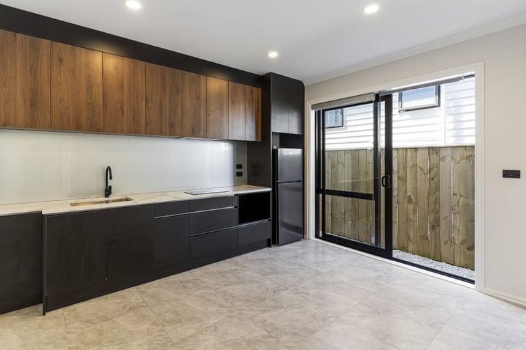 Photo of property in 11 Bremner Ridge Street, Flat Bush, Auckland, 2019