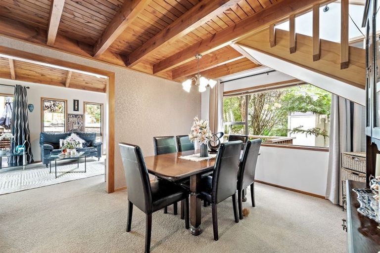 Photo of property in 1/685 East Coast Road, Browns Bay, Auckland, 0630