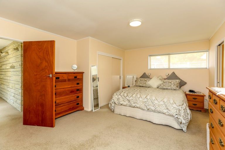 Photo of property in 1 Byron Place, Whalers Gate, New Plymouth, 4310