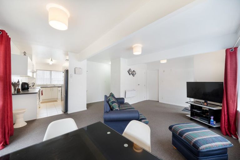 Photo of property in 1/35 Phillip Street, Johnsonville, Wellington, 6037