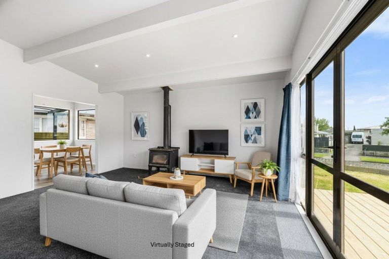 Photo of property in 9 Karamea Crescent, Kelvin Grove, Palmerston North, 4414