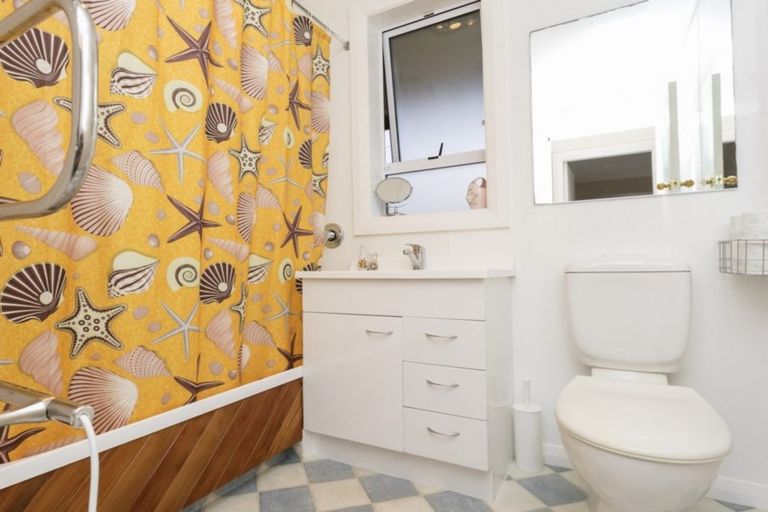 Photo of property in 270 Helensburgh Road, Helensburgh, Dunedin, 9010