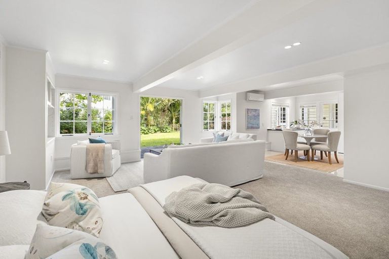 Photo of property in 1 Grove Road, Devonport, Auckland, 0624