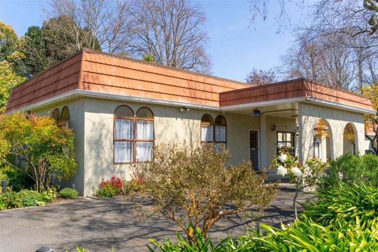 Photo of property in 187 High Street North, Carterton, 5713