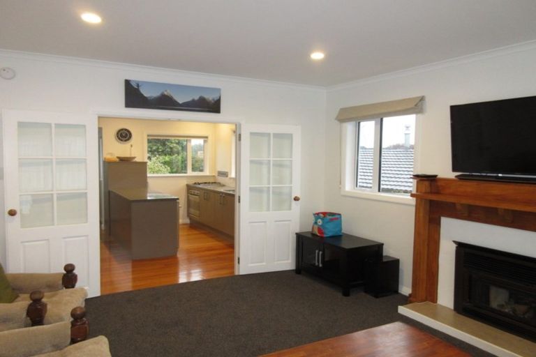 Photo of property in 10 Karaka Grove, Raumati Beach, Paraparaumu, 5032