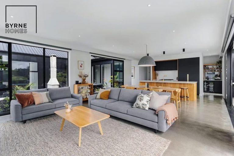 Photo of property in 932 Coatesville-riverhead Highway, Riverhead, 0793